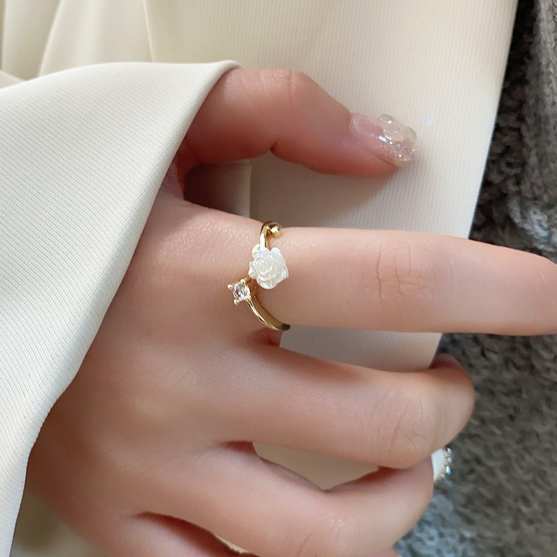 Camellia open ring, sweet and cool female style, niche design, fashionable and individual, light luxury, high-end zircon index finger ring Application Scenario