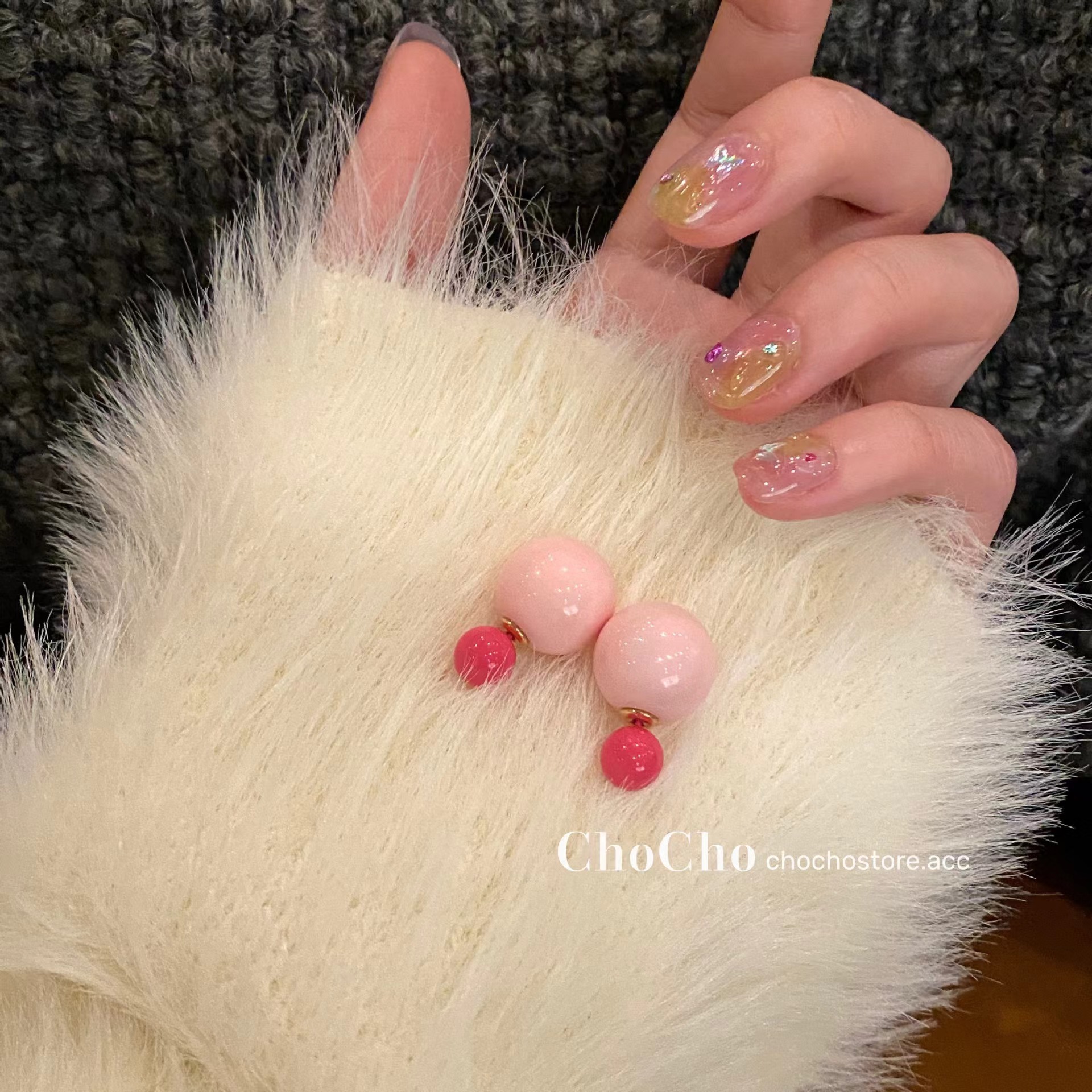 Color-blocking candies ~ Two pairs of colorful bean earrings, a new bestseller for women in 2025, simple and elegant, versatile earrings Specification drawing