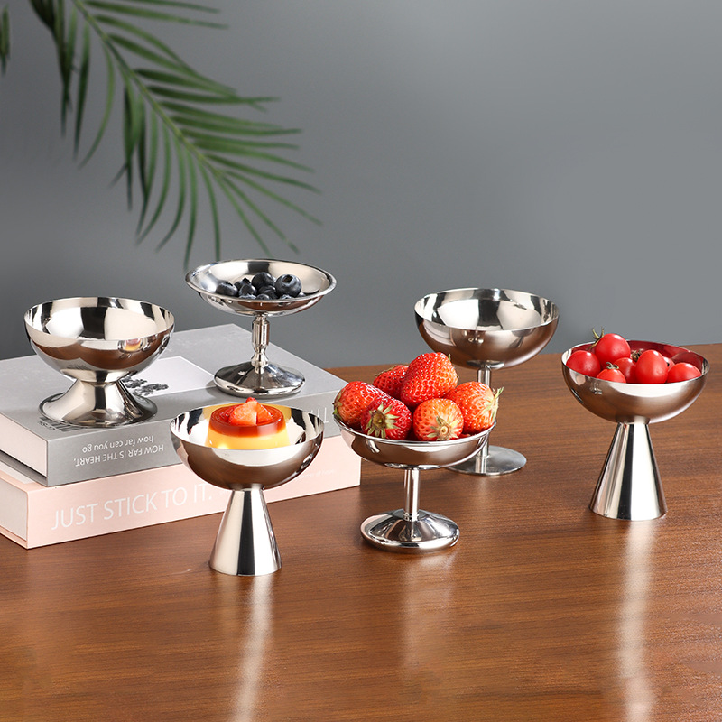 Light luxury creative high-legged ice cream cup, afternoon tea pudding cup, dessert cup, ice cream cup, cocktail cup, champagne tower cup full figure