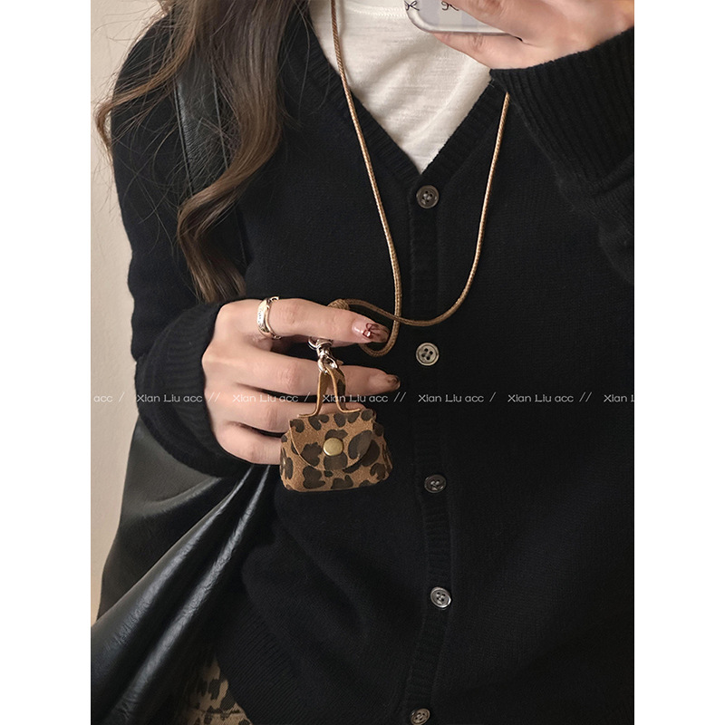 Retro coffee-colored leopard print small bag necklace, women's autumn and winter style long sweater chain headphones, coin purse pendant accessories full figure