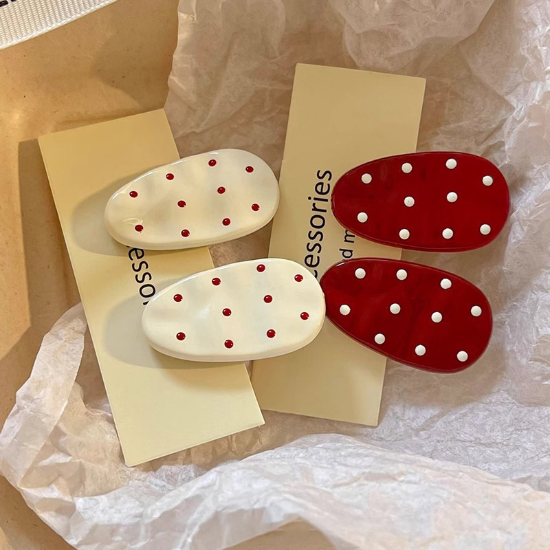 Korean polka dot hair clips for a sweet and cute girl, bangs clip on the forehead, Angolan red hair accessory, side clip Application Scenario