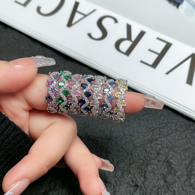 French light luxury fashion sea blue zircon wave-set high-end ring, delicate and cold style sweet and cool index finger ring for women full figure