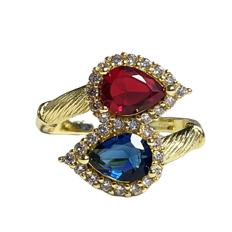 The retro ring for women exudes a sense of light luxury and sophistication. It features a niche design on Instagram, with a cold and cool style that showcases a fashionable and individualistic vibe Item Picture