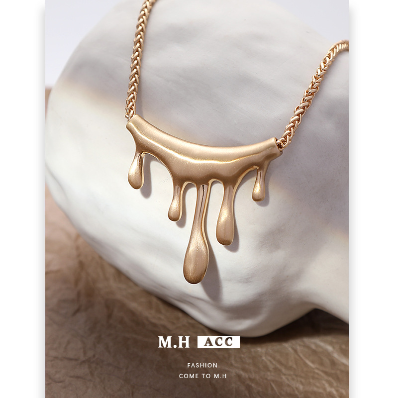 Original melted candle necklace, women's metallic texture, light luxury collarbone chain, high-quality irregular, fashionable and elegant necklace Specification drawing