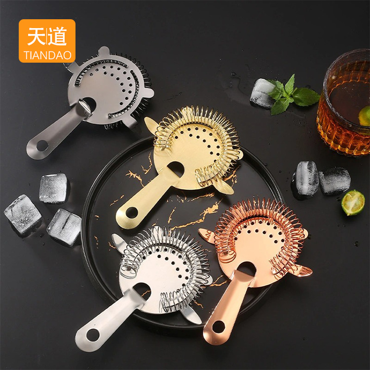 Stainless steel ice filter, four-ear ice separator, bar cocktail mixer, coffee and milk tea ice filter tool full figure