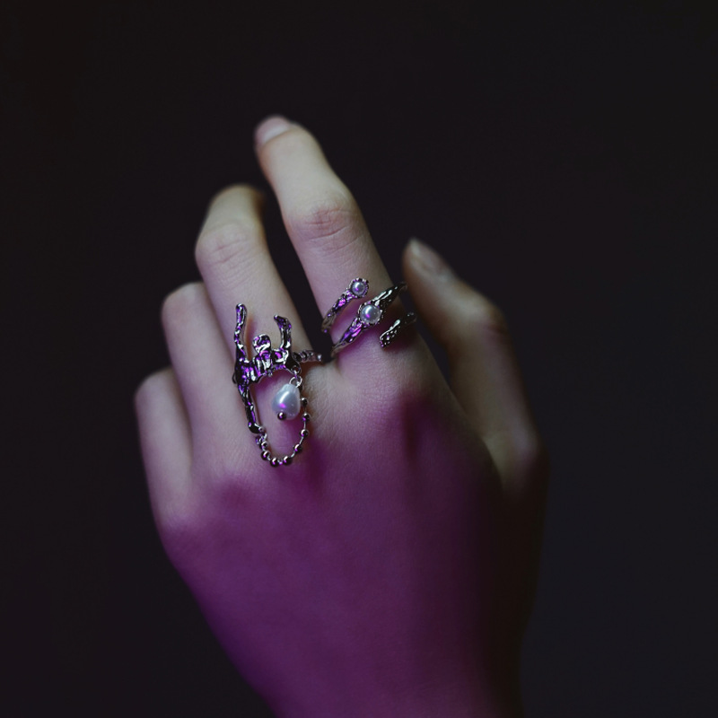 A niche design chain pearl irregular exquisite open ring with a feminine high-end feel, an ins cold and elegant style ring Specification drawing