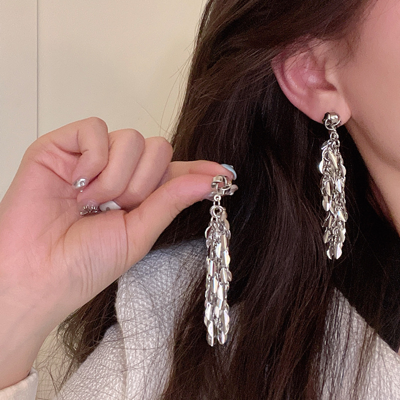 High-end wheat ear long tassel earrings for women, unique and exaggerated stud earrings, sparkling and fashionable earrings Specification drawing