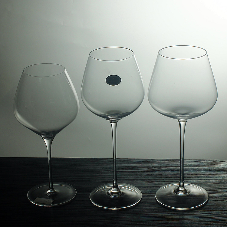 In-stock crystal glass, hand-blown crystal red wine glass set, highball glass, Bordeaux wine glass Application Scenario