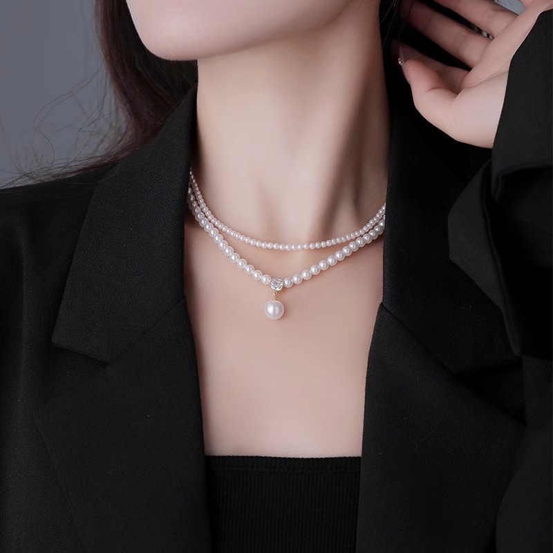 The new pearl double-layer necklace in 2024, a stylish collarbone chain, is a versatile and niche accessory for women Specification drawing