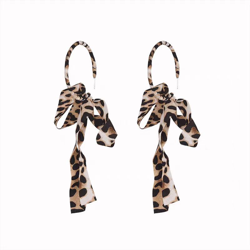 Autumn leopard print ribbon, bow, tassel, large circle ear earrings, light luxury and high-end style, quality circle earrings, stud earrings Item Picture