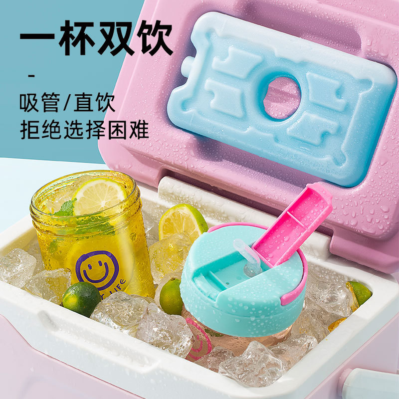 2023 New summer glass straw cup with sealed lid, portable water cup, office high appearance level drinking cup Application Scenario