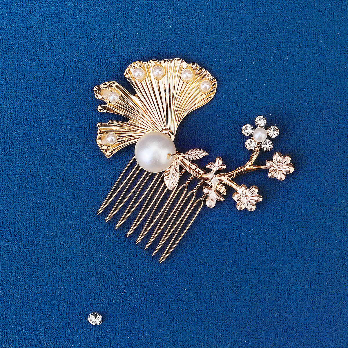New Chinese-style bride's headwear, golden alloy insert comb, Xiuhe dress, retro forest-themed beautiful hair accessory, pearl coil, hair comb Specification drawing