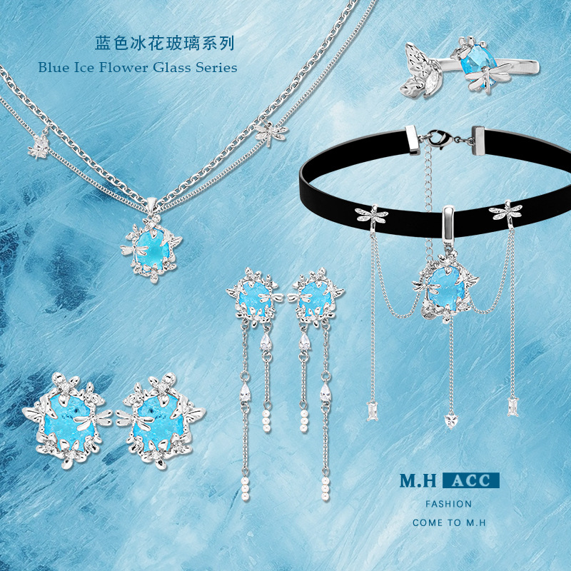 ins blue ice flower glass necklace for women's light luxury and niche autumn and winter, original collarbone chain, cool and exquisite necklace full figure