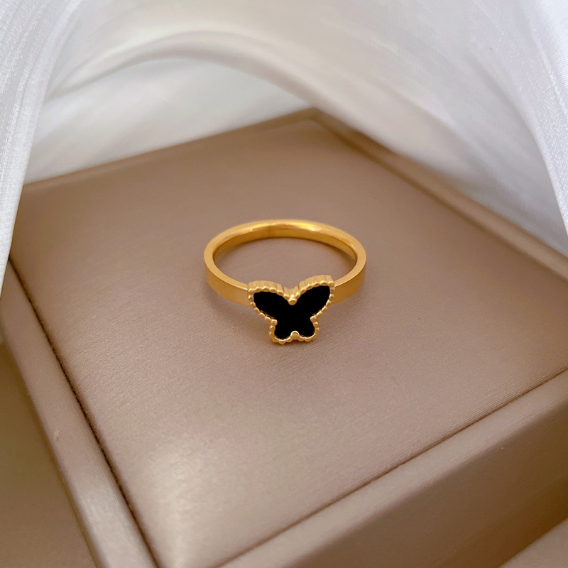 【 Non-fading 】 Black butterfly titanium steel cold style dance ring for men and women, trendy and simple food rings on Instagram Specification drawing