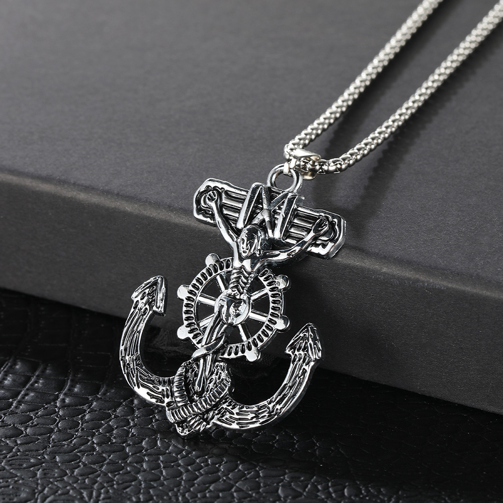 Wholesale of cross-border European and American personalized cross necklaces for men, hip-hop creative skull death pendants for men and women, and collarbone chains Application Scenario