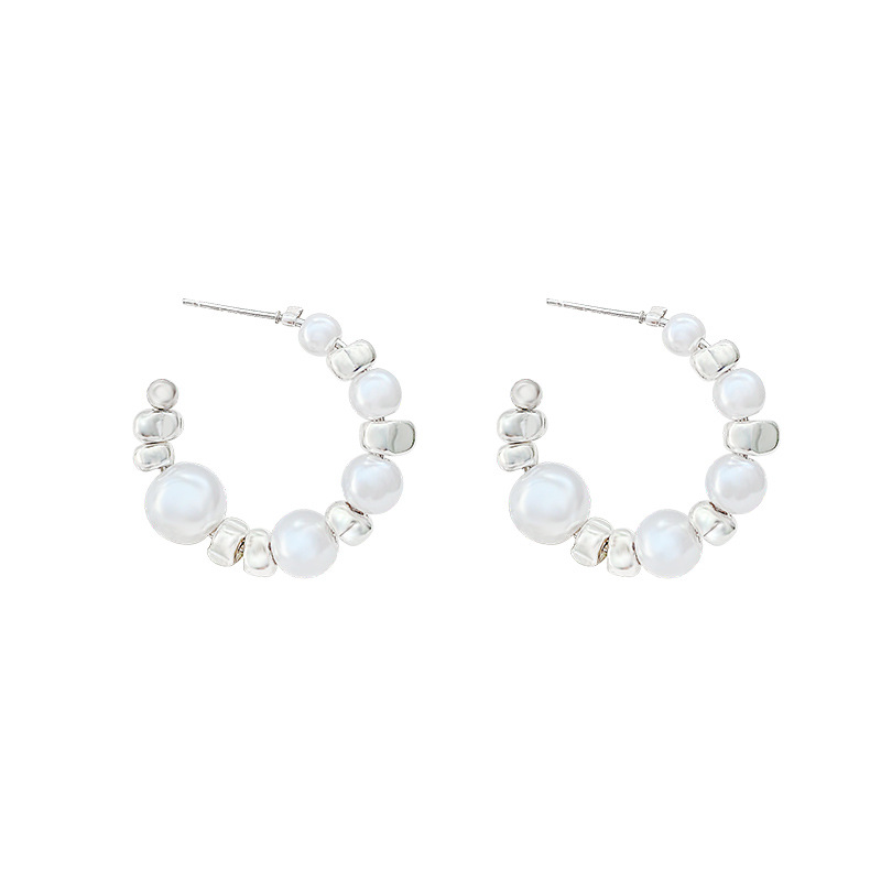 Light luxury, niche design, high-end pearl and silver earrings for women, 2023 new trendy and versatile stud earrings Item Picture