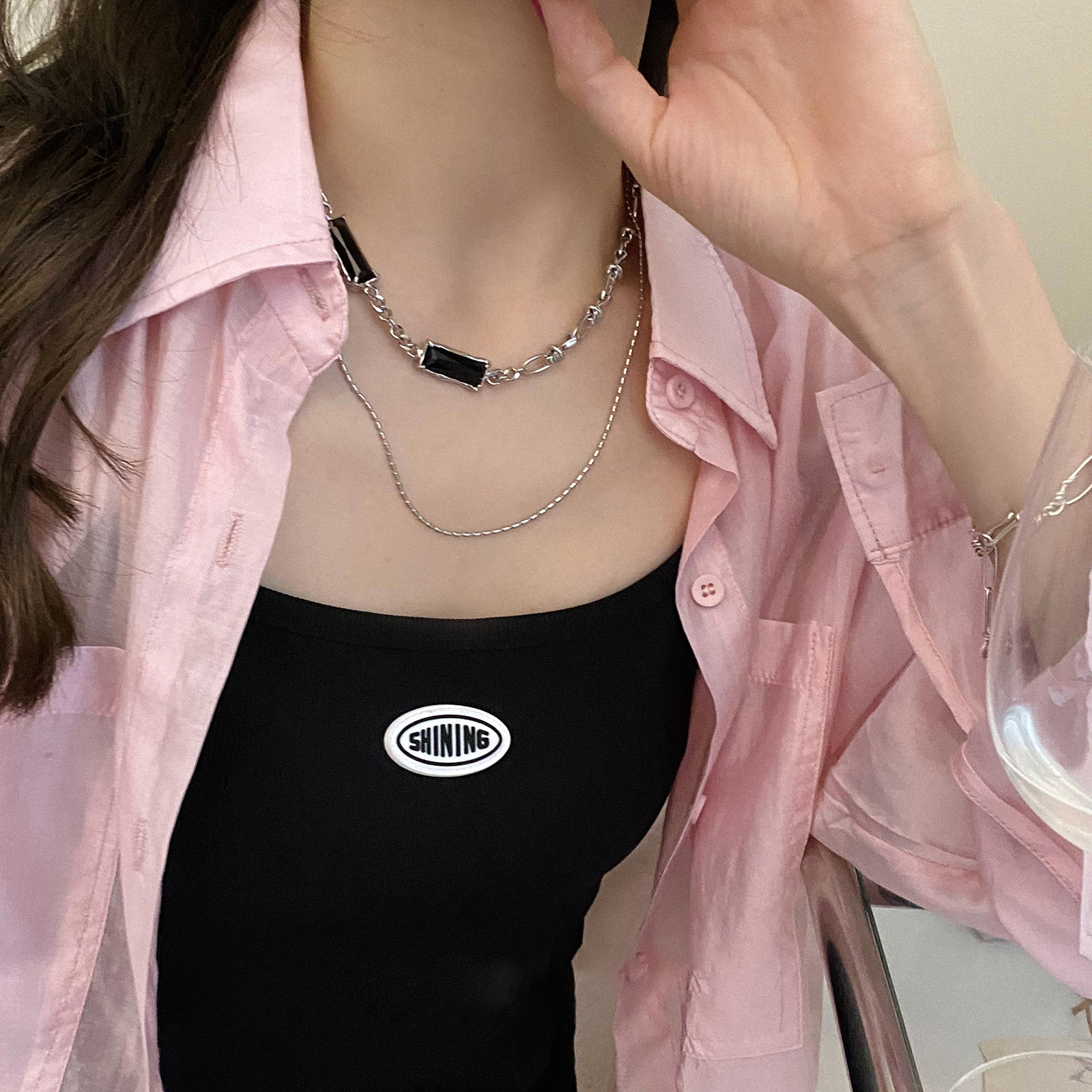 Black Gemstone Layered Necklace 2023 New Women's unique design sense hip-hop sweater Chain necklace Specification drawing