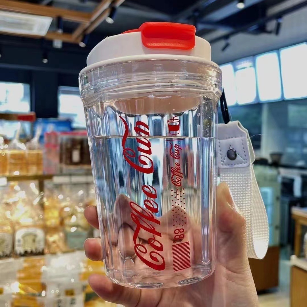 High appearance level portable coffee plastic cup for teenage girls and students, exquisite portable handle cup, casual water cup, one-piece consignment details Picture