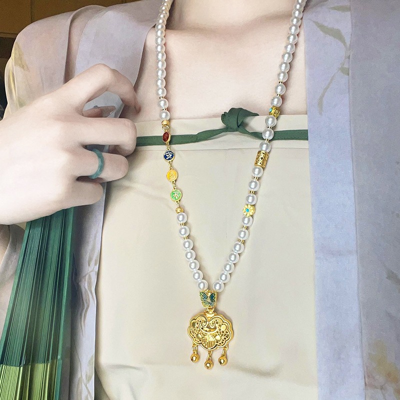 "Thousand Miles of Rivers and Mountains ~ Ruyi Lock Pearl Beaded Long Necklace, a new Chinese-style light luxury and niche accessory for women. Specification drawing