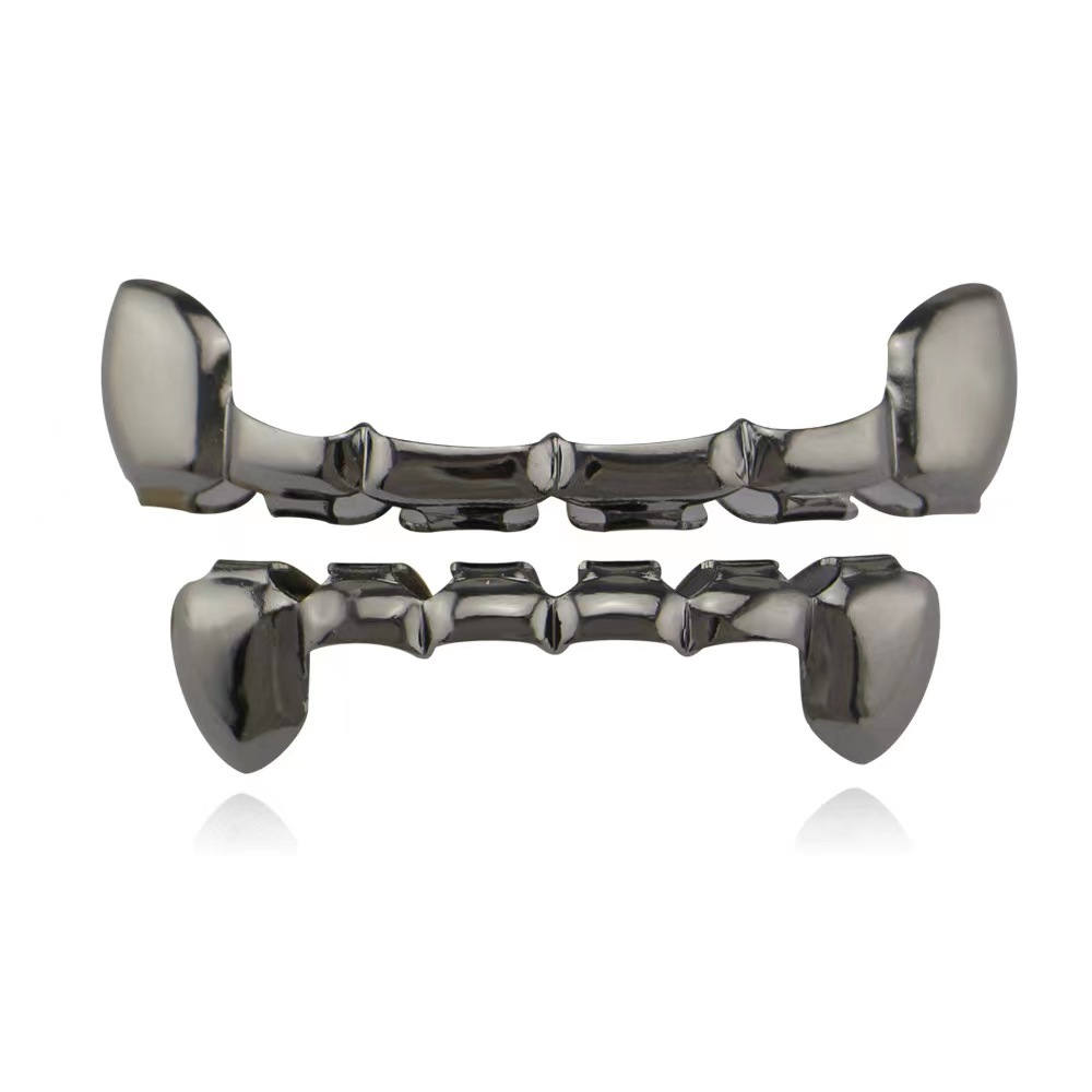 The cross-border best-selling Hippop18K hip-hop flat tooth hollowed-out tiger tooth braces from Europe and America are fashionable and trendy items Application Scenario