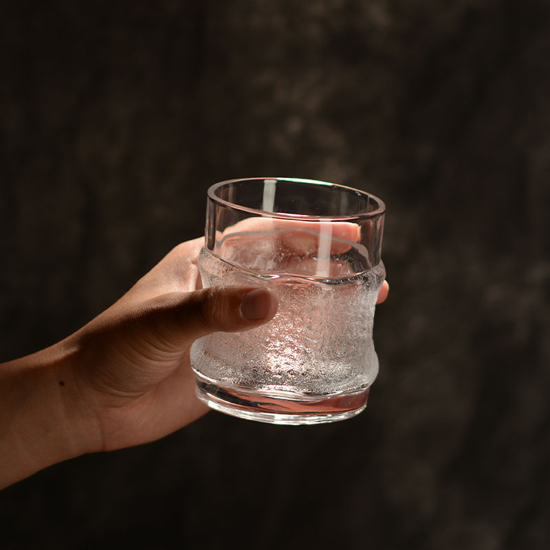 High-end whisky glass, Japanese glass cup, super comfortable wine glass, beer glass, iced American coffee cup, hanging ice cup Specification drawing