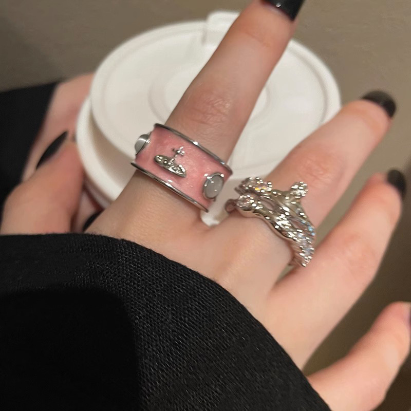 The Western Empress Planet drip glaze open ring is a niche design for women, exuding a sense of sophistication and elegance. It is a fashionable and individual couple's ring Specification drawing