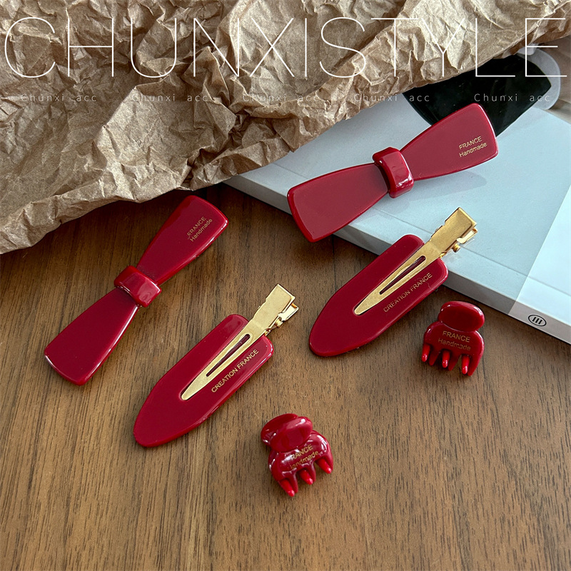 A cute retro wine-red mini bangs brim clip with a seamless hair accessory from Dongdaemun, France, South Korea Specification drawing
