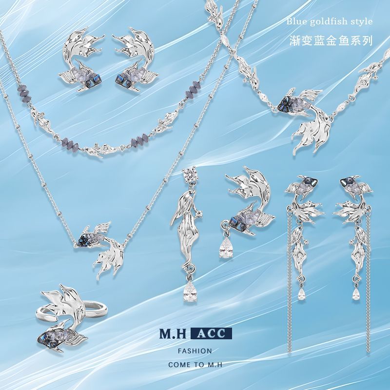 The cool gradient blue goldfish earrings are a new style of high-end Korean earrings with a fresh and clean look. They are original, niche and fashionable earrings full figure