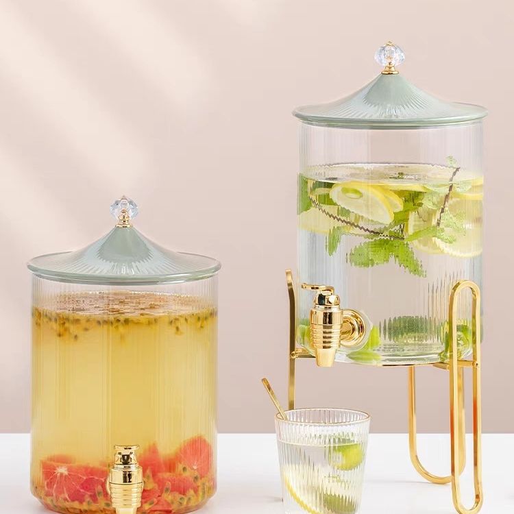 Glass jars with faucets, beer buckets, household water cups, juice jugs, cola buckets, self-service beverage buckets, new Chinese-style bamboo-covered teapots full figure