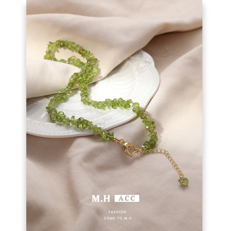Summer green stone necklace for women wholesale, light luxury, unique and distinctive collarbone chain, high-quality retro spice girl necklace Specification drawing