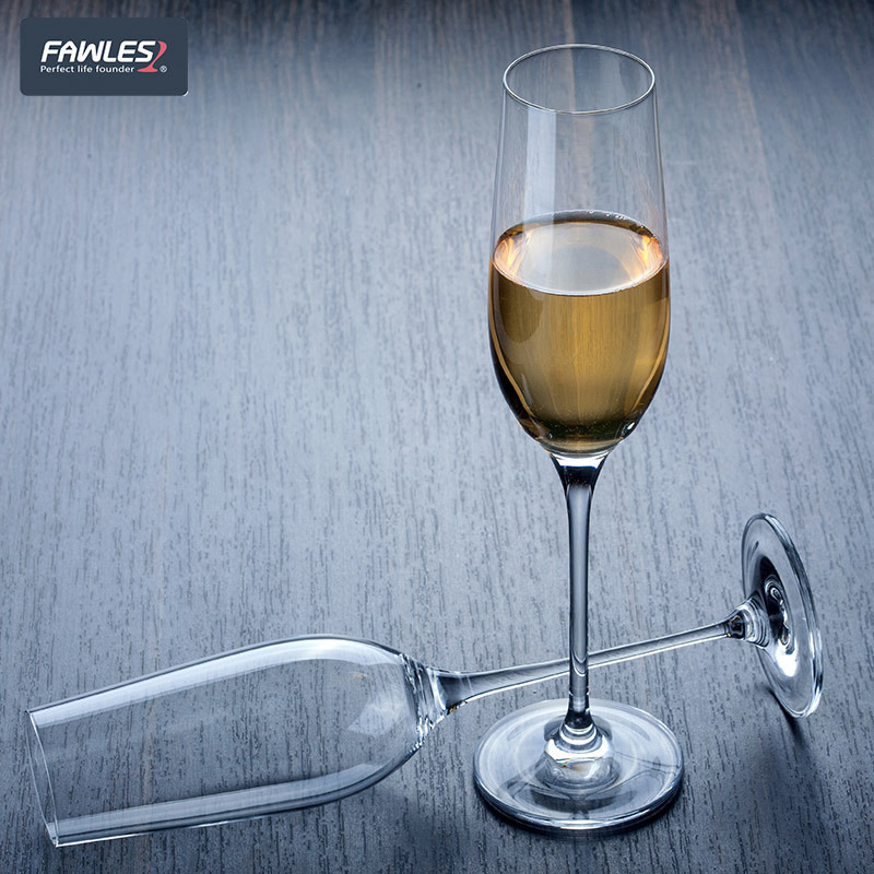 STONE modern crystal glasses, glass flute champagne glasses, sparkling wine glasses, sweet wine glasses, champagne glasses and goblets full figure