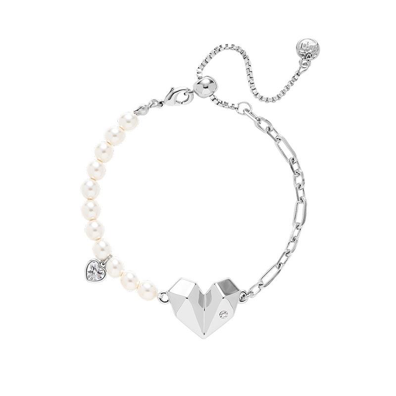 Pearl antique silver origami heart-shaped bracelet, an original, niche and cold style fashionable commuting accessory for women in summer Item Picture
