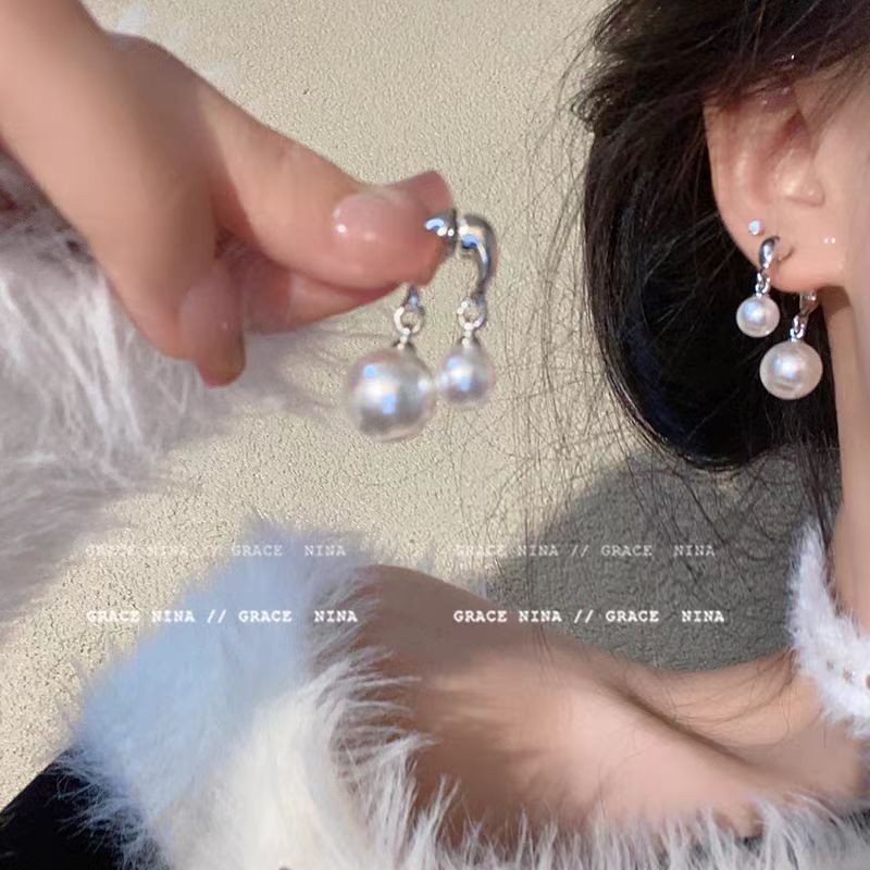 French retro double-pair pearl stud earrings, a new 2025 bestseller, unique earrings, stylish and versatile earrings for women full figure