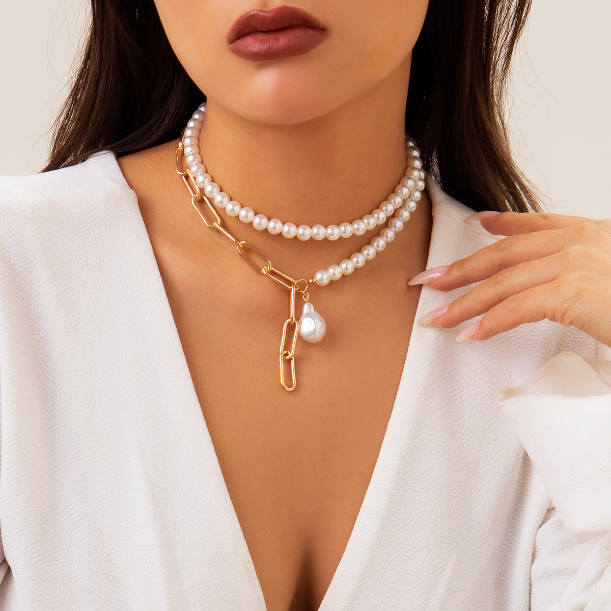 European and American cross-border jewelry, simple and elegant Baroque imitation pearl necklace, sweet and cool personality, versatile collarbone chain necklace Specification drawing