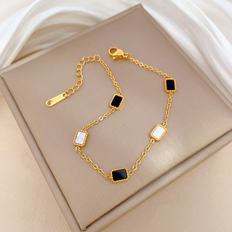 【 All-titanium Steel 】 Dongdaemun's unique and elegant forest-themed black and white square bracelet, a retro gift for female Internet celebrities and best friends Application Scenario