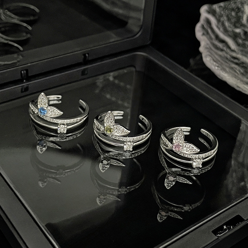 This Korean-style light luxury and high-end fish-tail set zircon fashion ring is a trendy, sweet and cool, multi-layered index finger ring for women details Picture