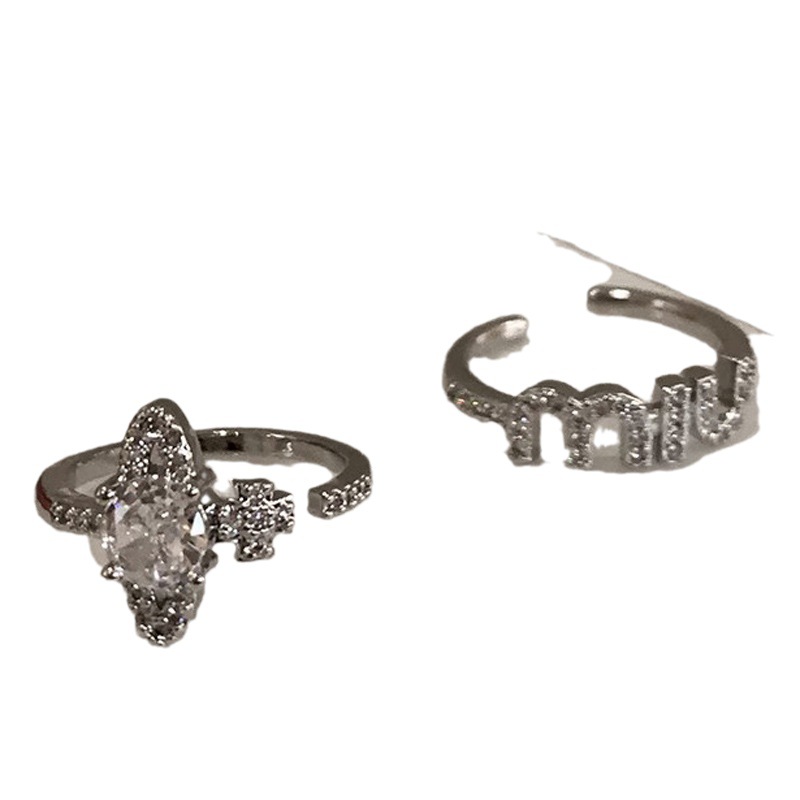 The Saturn Zircon open ring of the Empress Dowager of the West, a light luxury and high-end women's niche index finger ring, a fashionable and individual temperament ring Item Picture