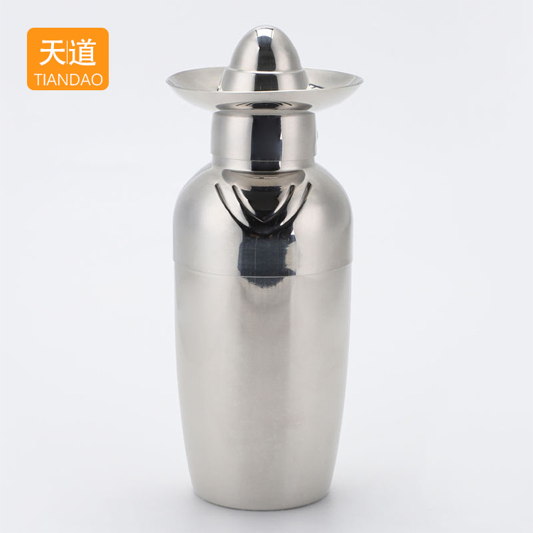 Stainless steel creative shaker, 500ml cocktail shaker, special tool for milk tea, mixing glass, metal wine ware full figure