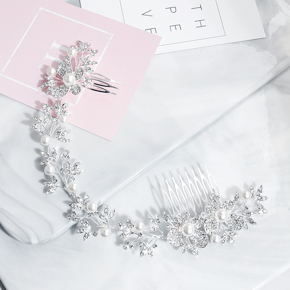 A classic European and American bridal headwear with alloy pearls and diamonds, a high-end and elegant butterfly-shaped long combed wedding dress and hair accessory details Picture