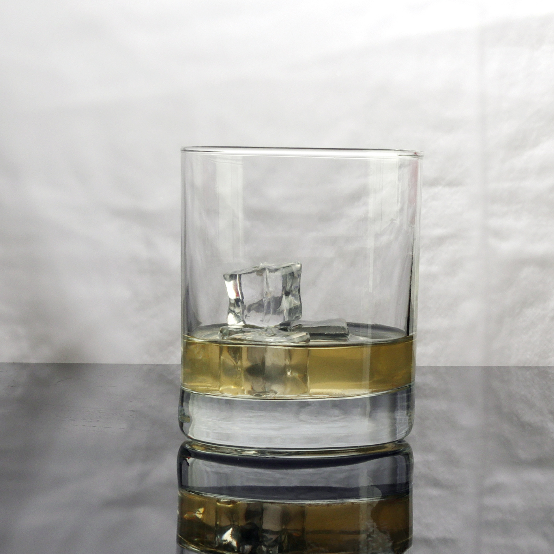 Green apple crystal glass water cup, household juice cup, thickened heat-resistant milk cup, straight tea cup, can be made with logo details Picture