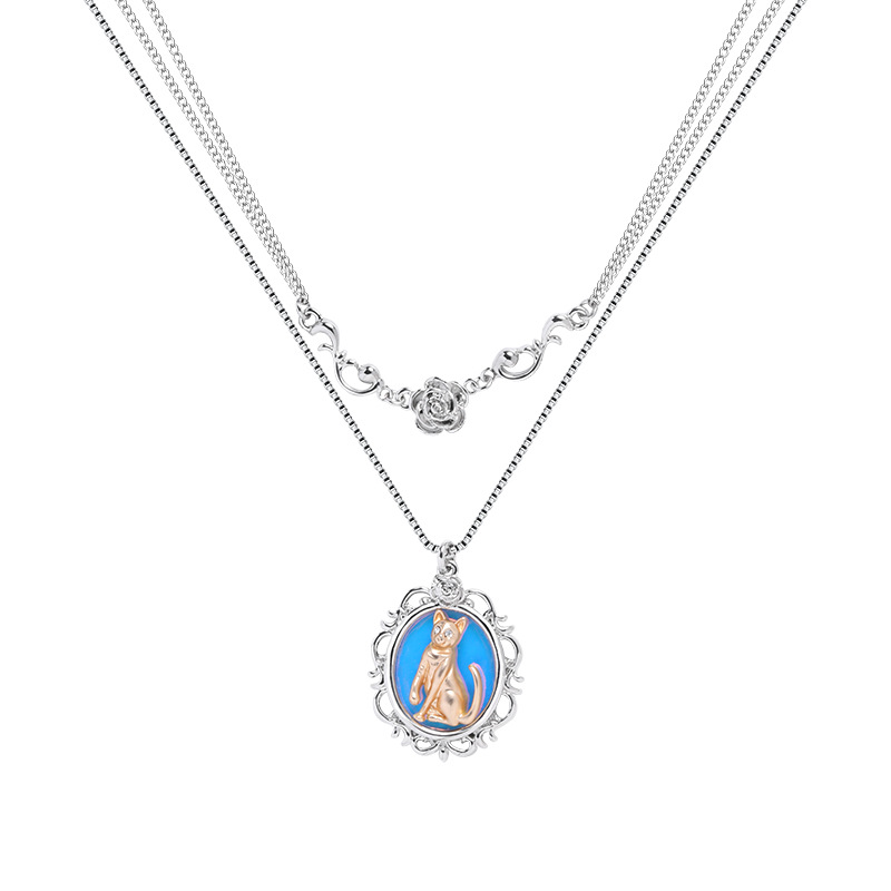 A retro female pendant with a cat necklace in a laser mirror, featuring a light luxury design. It is a rare double-layer layering collarbone chain accessory for autumn and winter Item Picture
