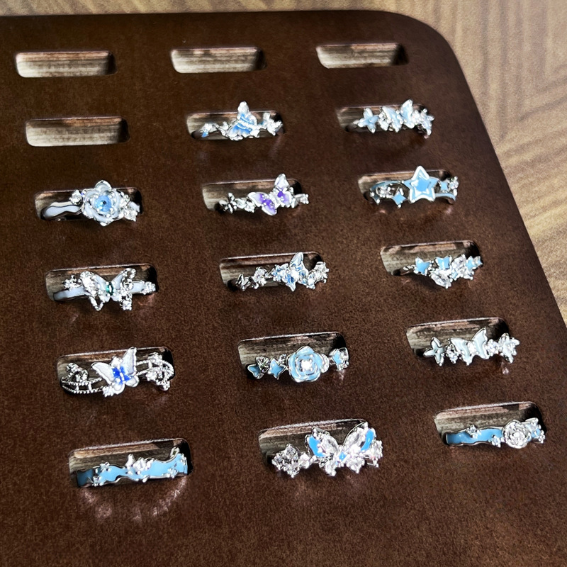 Best-selling personalized night-luminous butterfly star niche couple open ring, women's light luxury simple and fashionable cold style ring Specification drawing