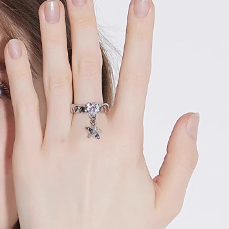 French gentle star pendant y2k Sweet and Cool Open ring, Girl's Hot girl heart Zircon niche design index finger ring Specification drawing
