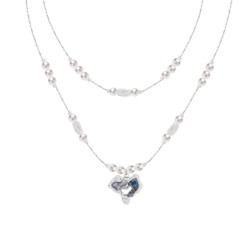 Double-layered pearl necklace with a unique design sense, blue and white gradient crushed ice heart-shaped pendant, light luxury and high-end collarbone chain Item Picture