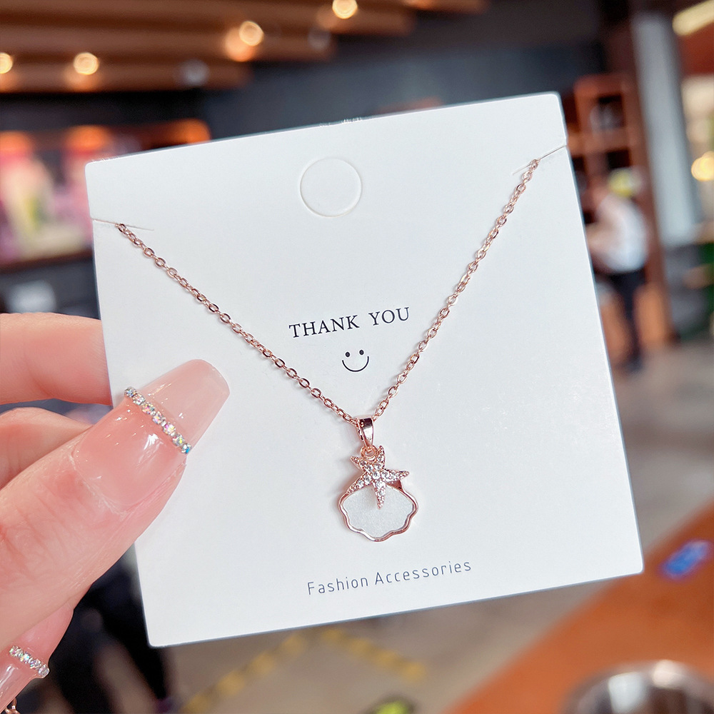 New Japanese and Korean starfish shell titanium steel necklace for women, wholesale, light luxury, niche and ethereal neckchain, elegant collarbone chain details Picture
