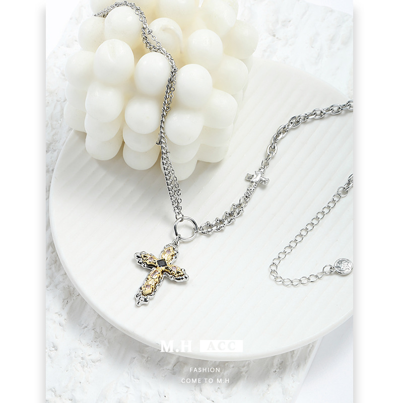Hip-hop cross Zircon necklace, women's light luxury niche new collarbone chain, ins cool and individualistic style pendant wholesale Specification drawing