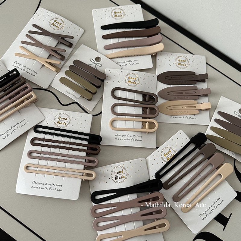 Milk coffee matte metal hair clip set, retro style, seamless hair clip, ins side clip, duckbill clip hair accessory full figure