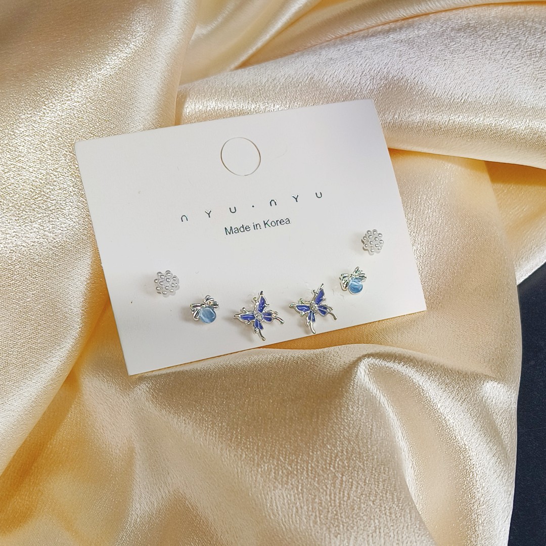 Six-piece set! Dynamic, high-end, niche design sense, versatile, small stud earrings, women's Instagram starry sky blue butterfly earrings and earrings full figure