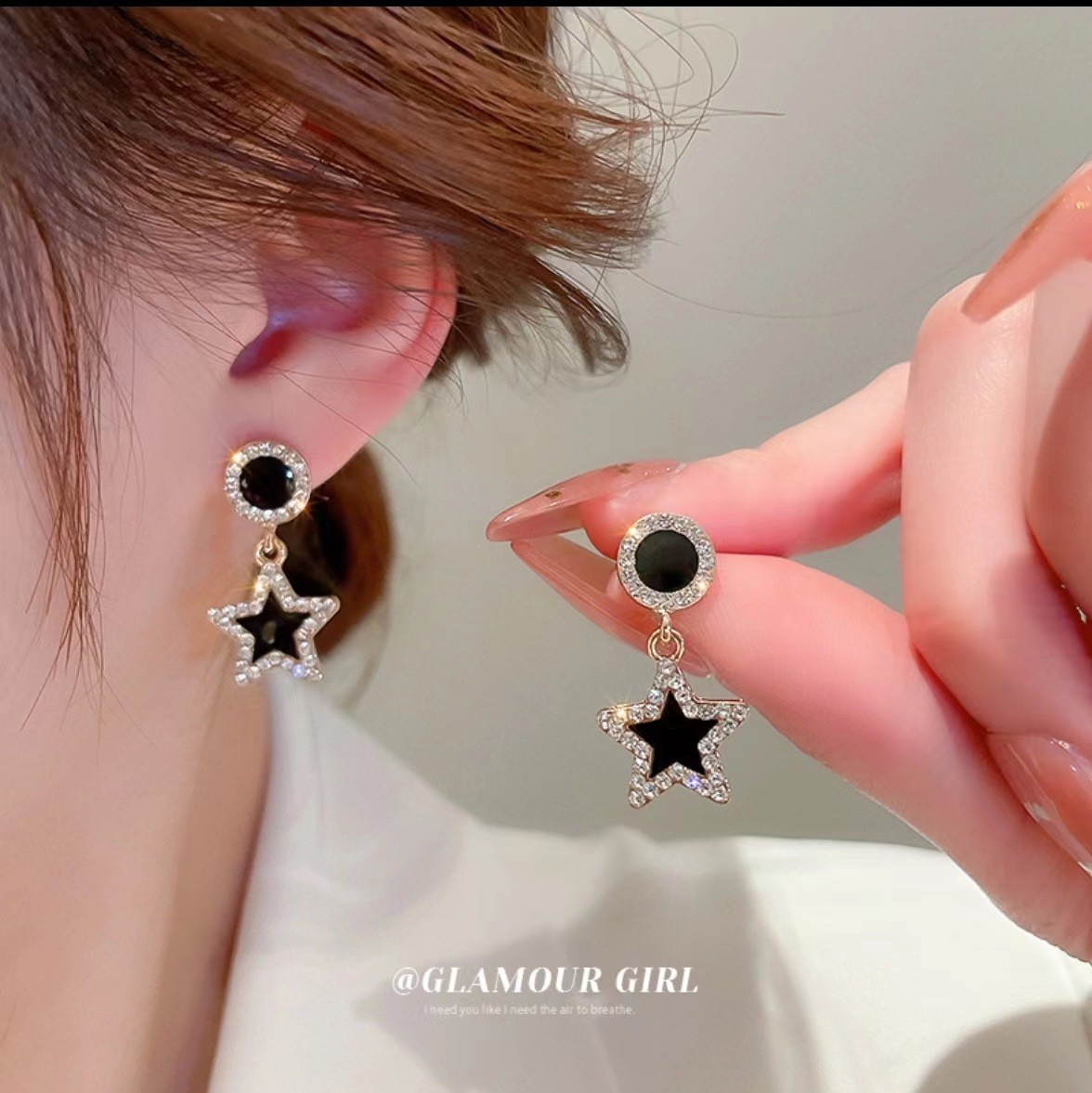 Light luxury, versatile, high-end fashion earrings, ins Korean style, niche style, design sense ear studs, 2025 new earrings details Picture