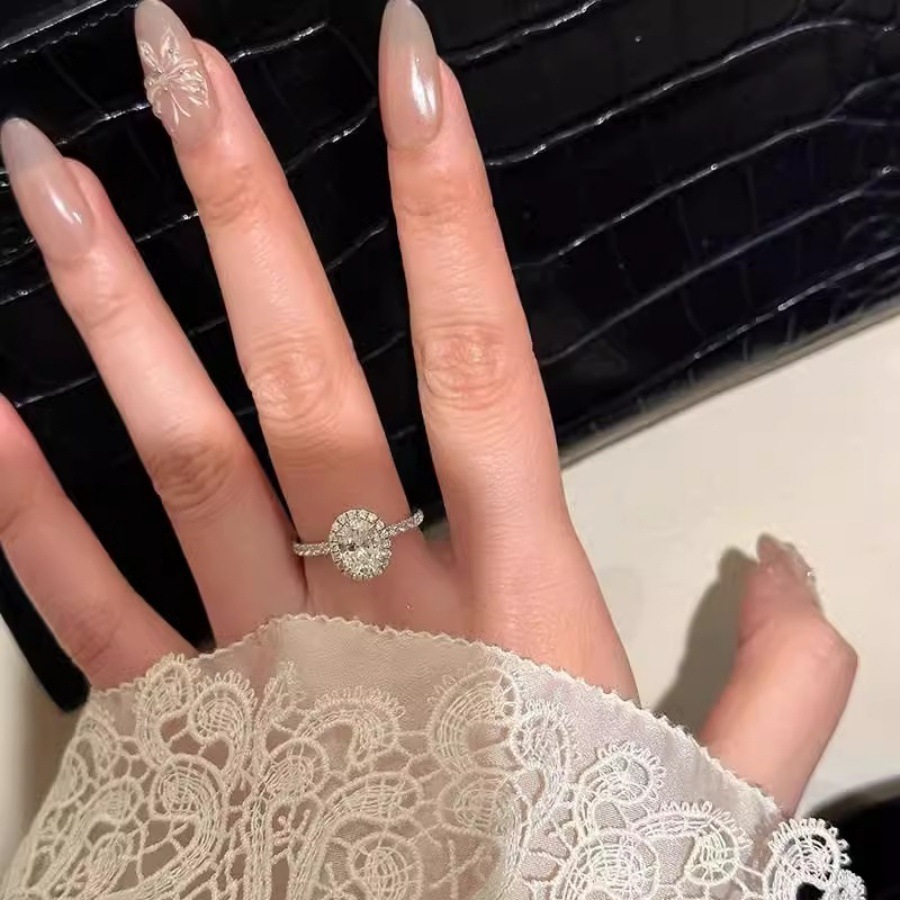 S925 Silver Pigeon Egg Zircon ring for Women, 2025 New model, niche design, light luxury and high-end feel, unique open ring Application Scenario